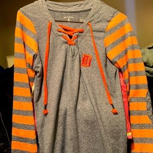 Detroit ants ago T-shirt size small, gray/orange